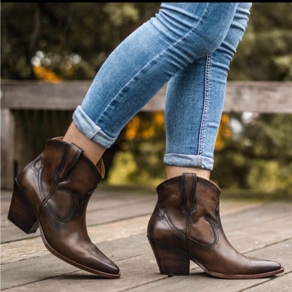 Thursday Boot Company Dark Brown Western Cowgirl Ankle Boots Womens 6.5
